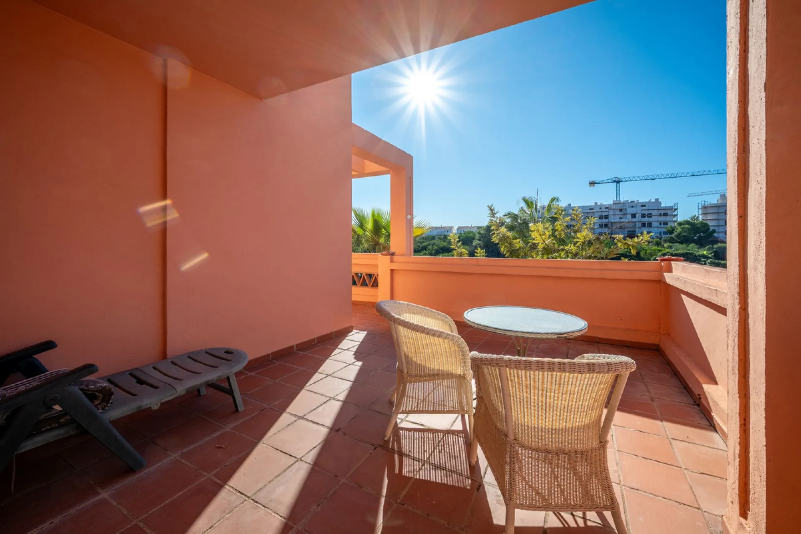 One-level apartment consisting of 3 double bedrooms, together with 3 bathrooms a large L shape terrace with the bonus of half being covered and the other half open to be able to enjoy the sun all day long which you has limited sea views. Property comes wi