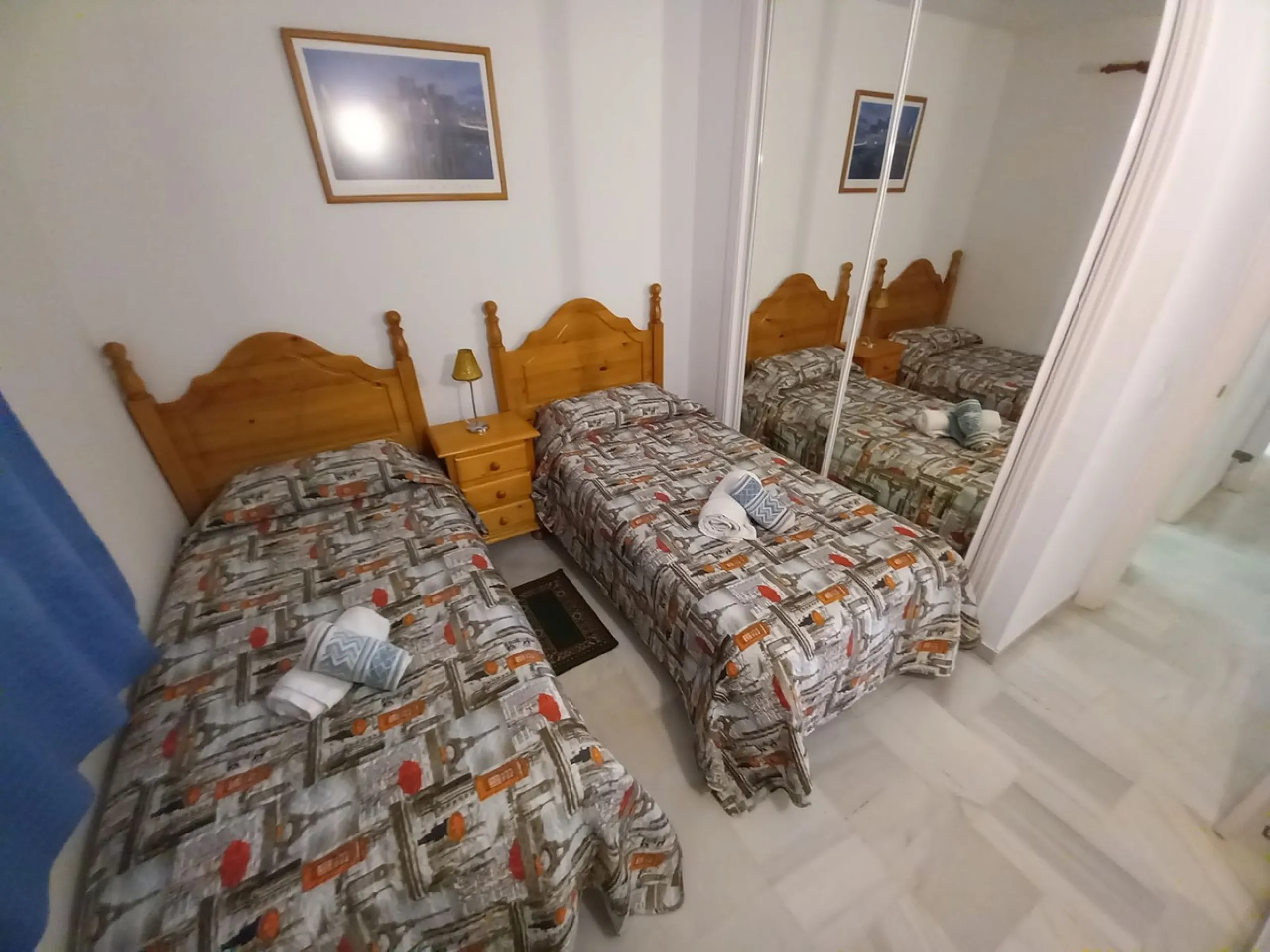 Make your dreams a reality!!!!!  If you have always dreamt about living in La Cala de Mijas on the ground floor with direct access to the beautiful community gardens then La Siesta Beach is for you!  The property is on a gated community only a few meters 