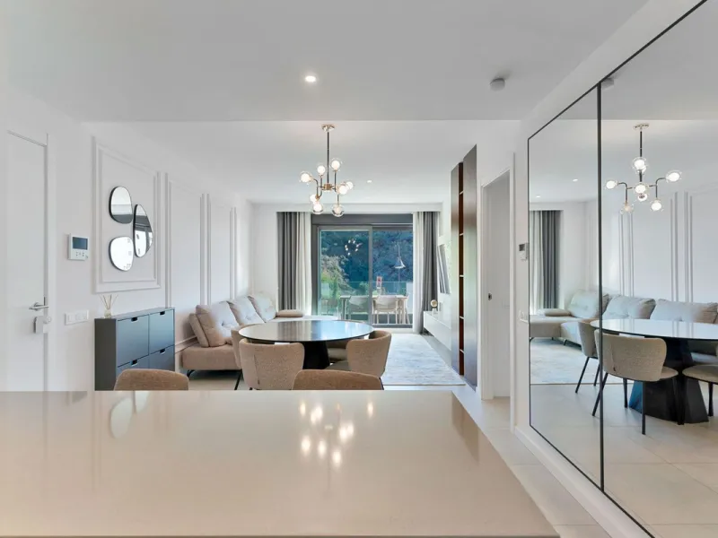 Modern Beachside Apartment in Higuron – Fully Furnished, En-Suite, Parking & Pool