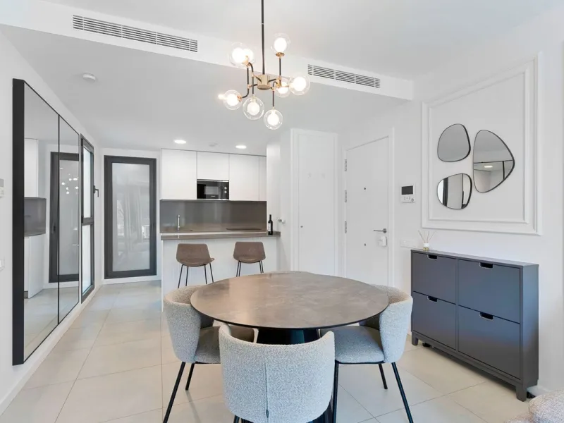 Modern Beachside Apartment in Higuron – Fully Furnished, En-Suite, Parking & Pool