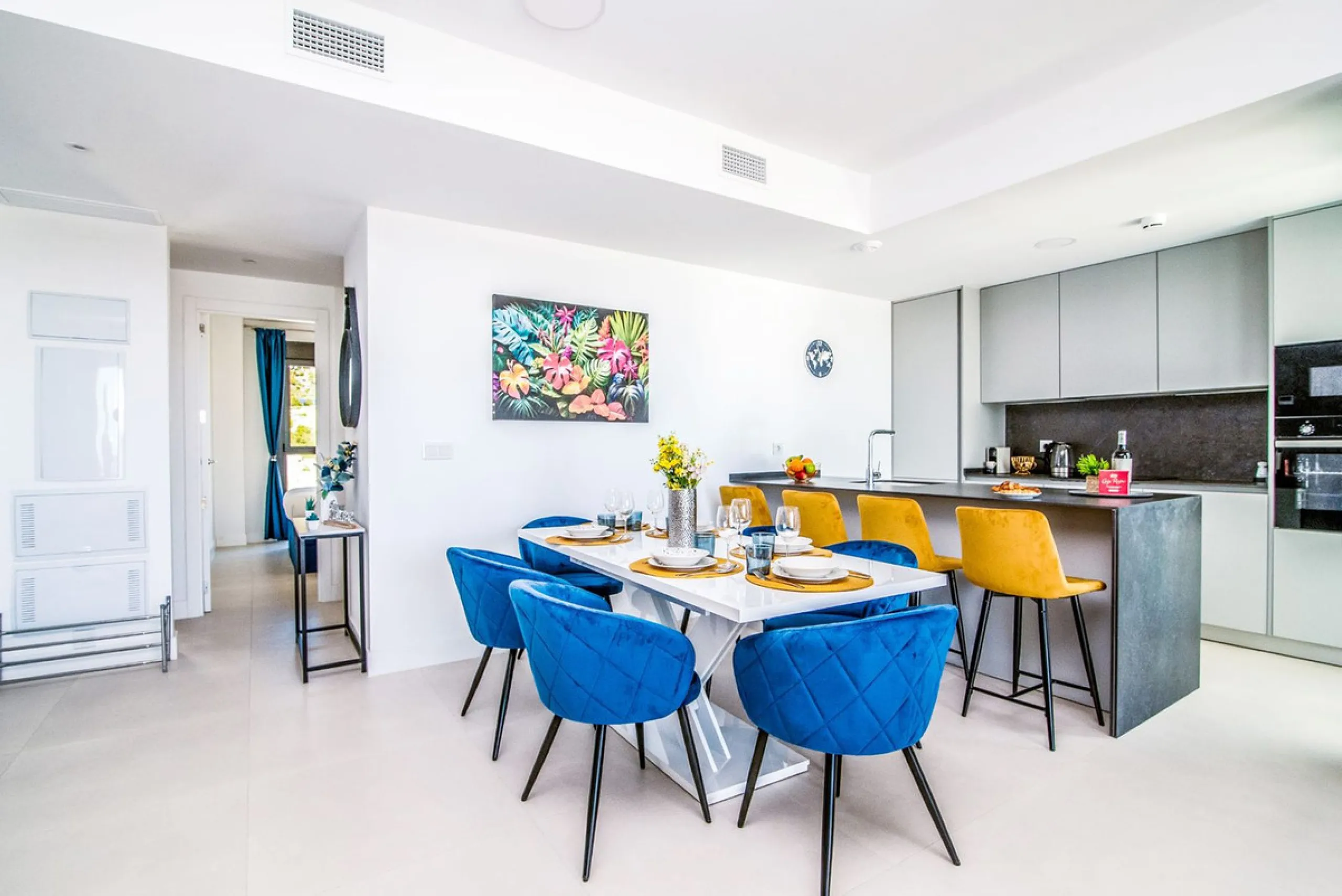 Contemporary 3-Bedroom Apartment at Las Lomas 2, Reserva del Higuerón. Reduced to 749,000 for a quick sale