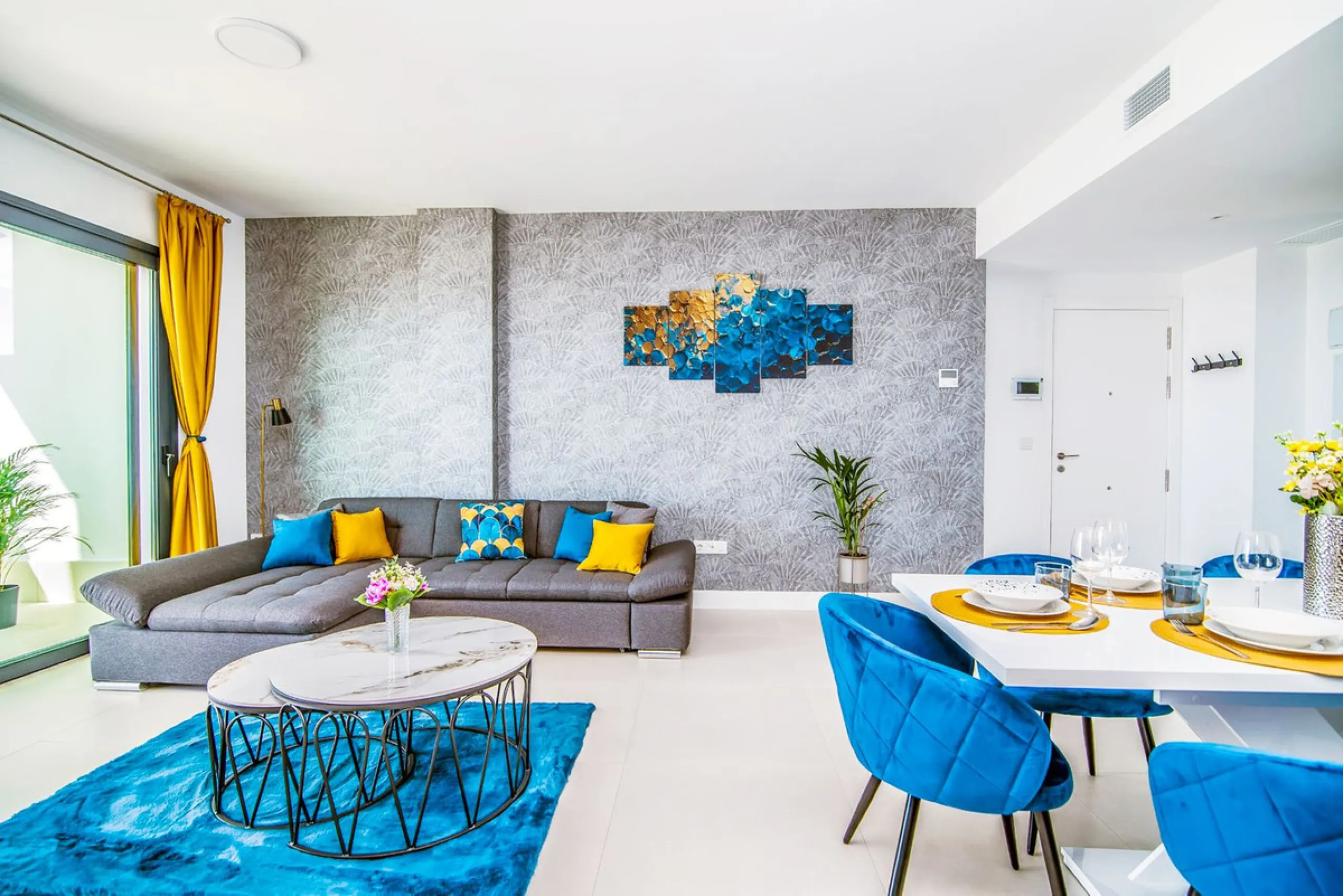 Contemporary 3-Bedroom Apartment at Las Lomas 2, Reserva del Higuerón. Reduced to 749,000 for a quick sale