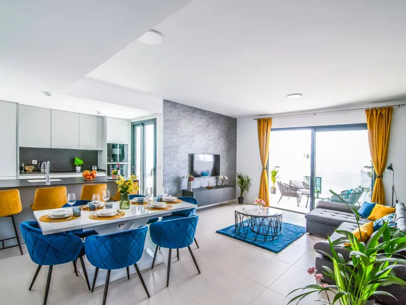 Contemporary 3-Bedroom Apartment at Las Lomas 2, Reserva del Higuerón. Reduced to 749,000 for a quick sale