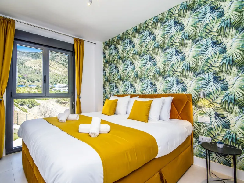 Contemporary 3-Bedroom Apartment at Las Lomas 2, Reserva del Higuerón. Reduced to 749,000 for a quick sale