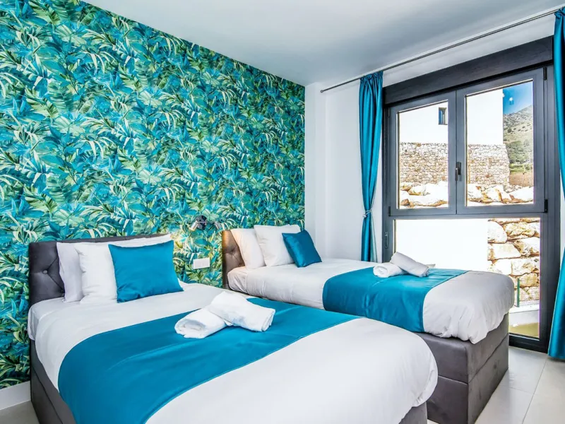 Contemporary 3-Bedroom Apartment at Las Lomas 2, Reserva del Higuerón. Reduced to 749,000 for a quick sale