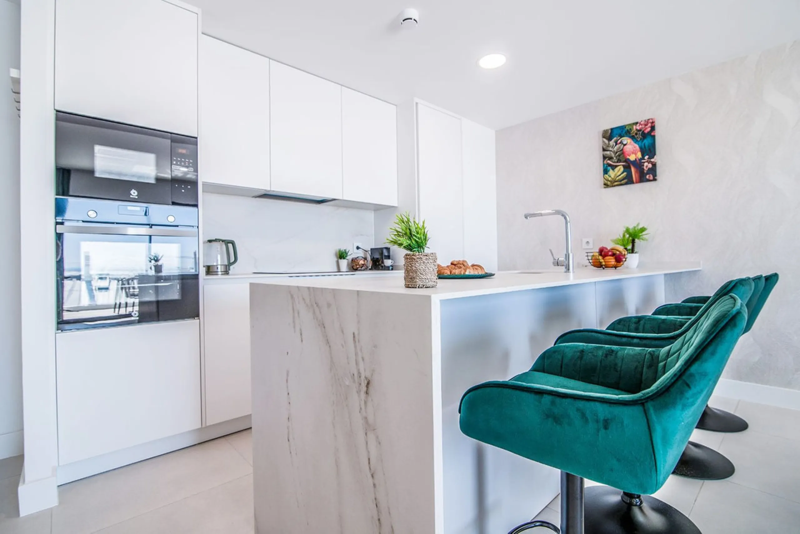 Apartment - Middle Floor Apartment в продаже в Fuengirola, Málaga. В доме 2 спален и 2 ванных комнат. Площадь дома 111 м²