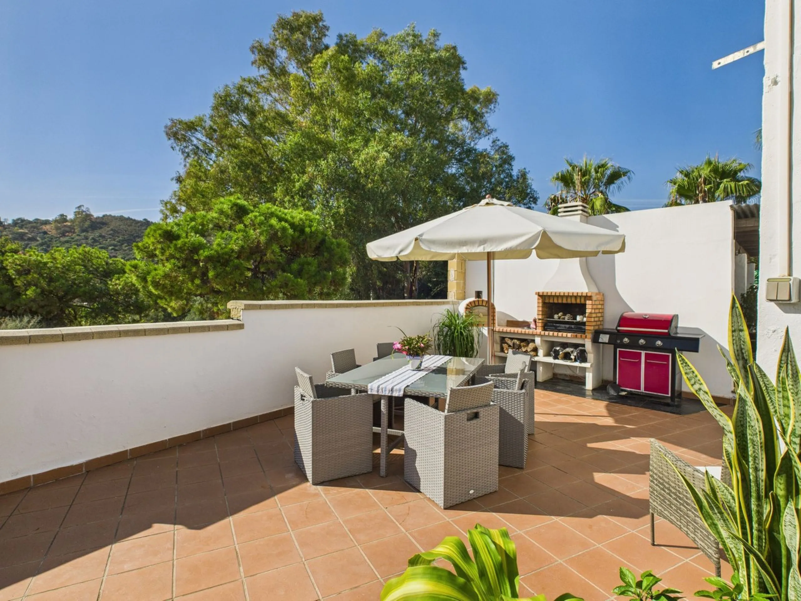 Beautiful 4-Bedroom Detached Home with Private Pool in Forest Hills, Estepona