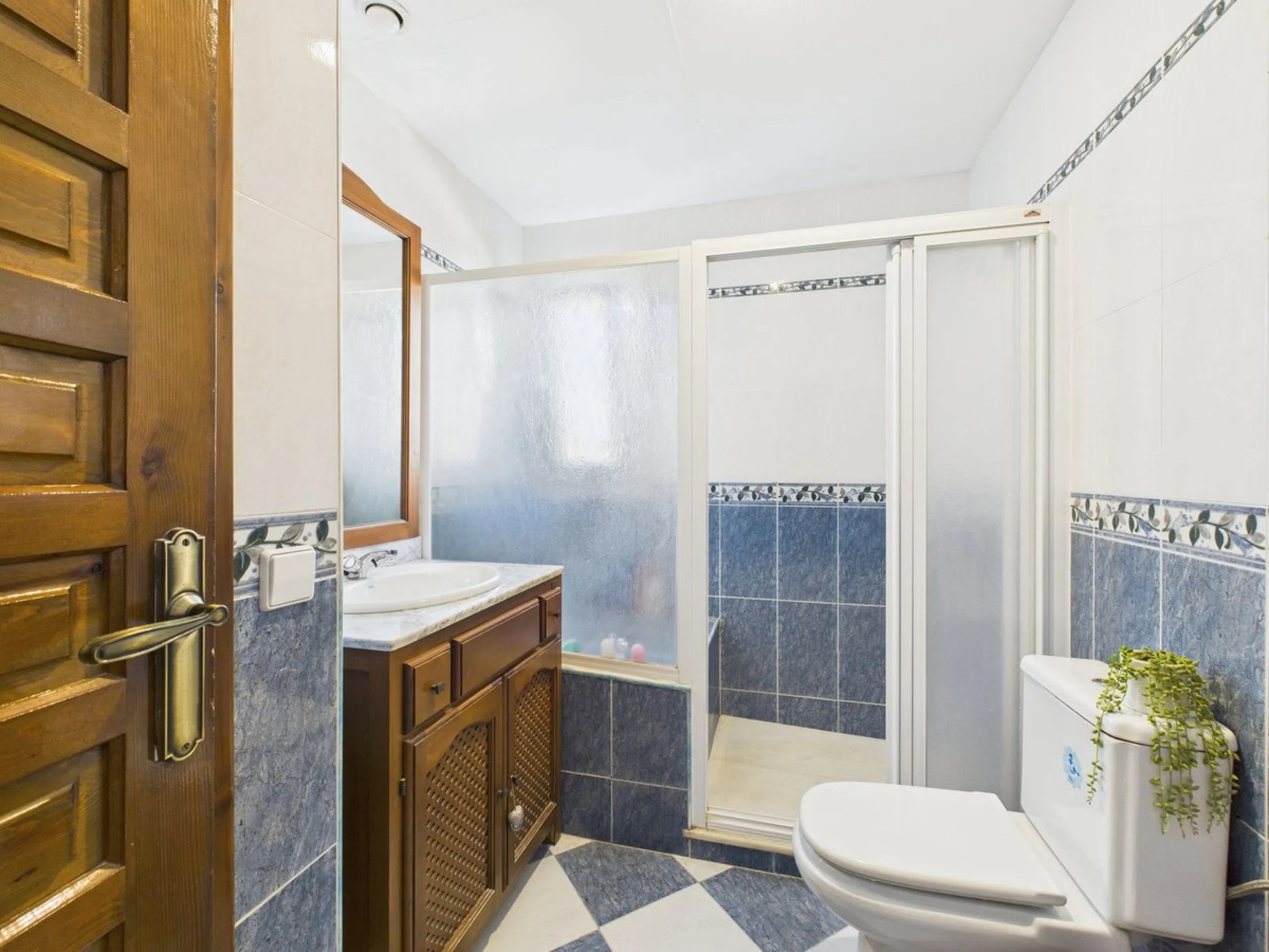 Beautiful 4-Bedroom Detached Home with Private Pool in Forest Hills, Estepona