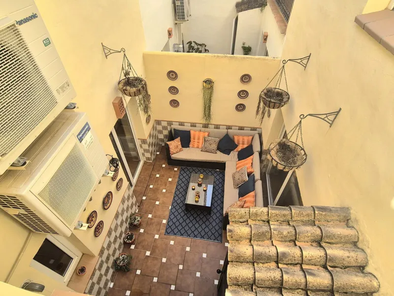 House - Townhouse в продаже в Alhaurín el Grande, Málaga. В доме 3 спален и 3 ванных комнат. Площадь дома 127 м²