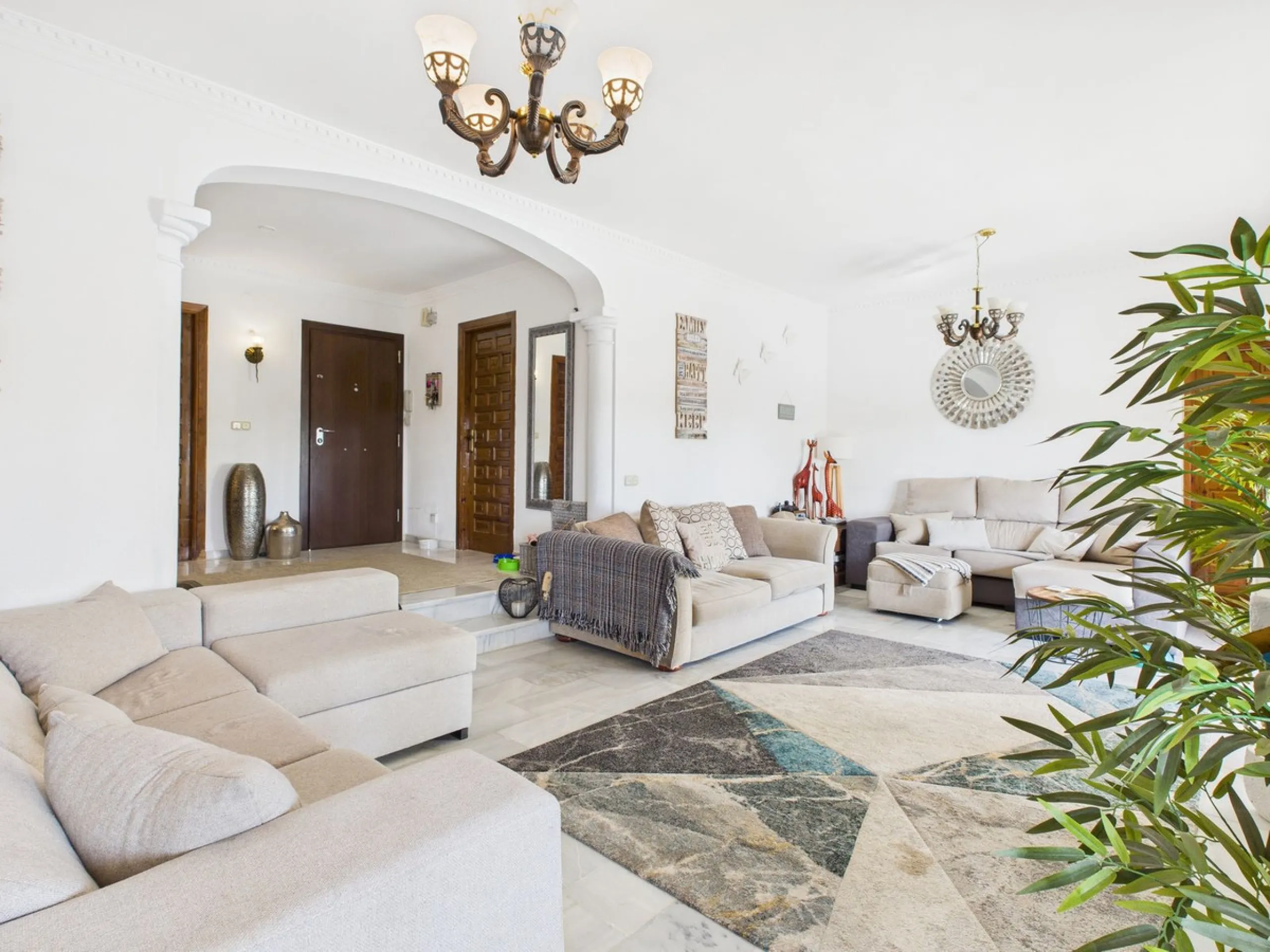 Beautiful 4-Bedroom Detached Home with Private Pool in Forest Hills, Estepona