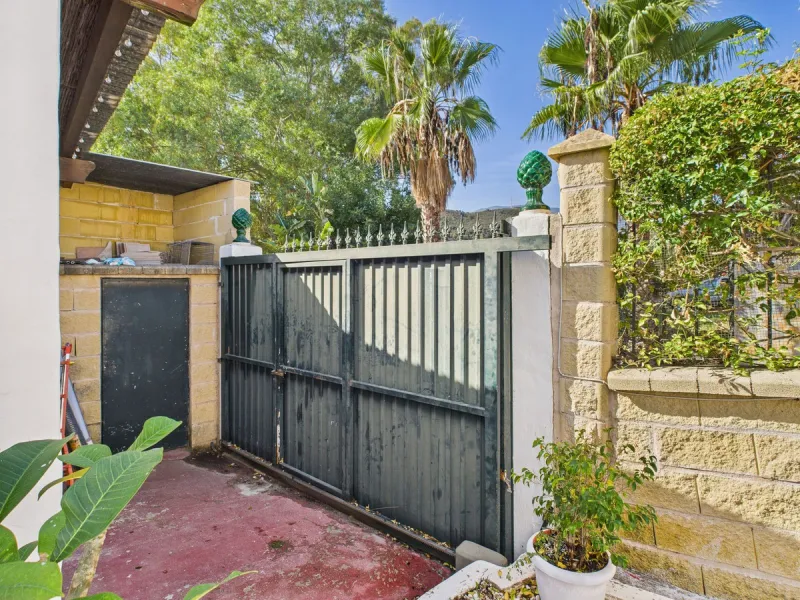 Beautiful 4-Bedroom Detached Home with Private Pool in Forest Hills, Estepona