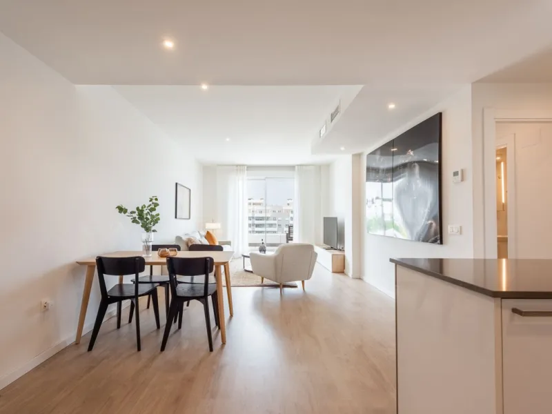 Modern & Luxurious Apartment with Sea Views in La Campana, Nueva Andalucía
