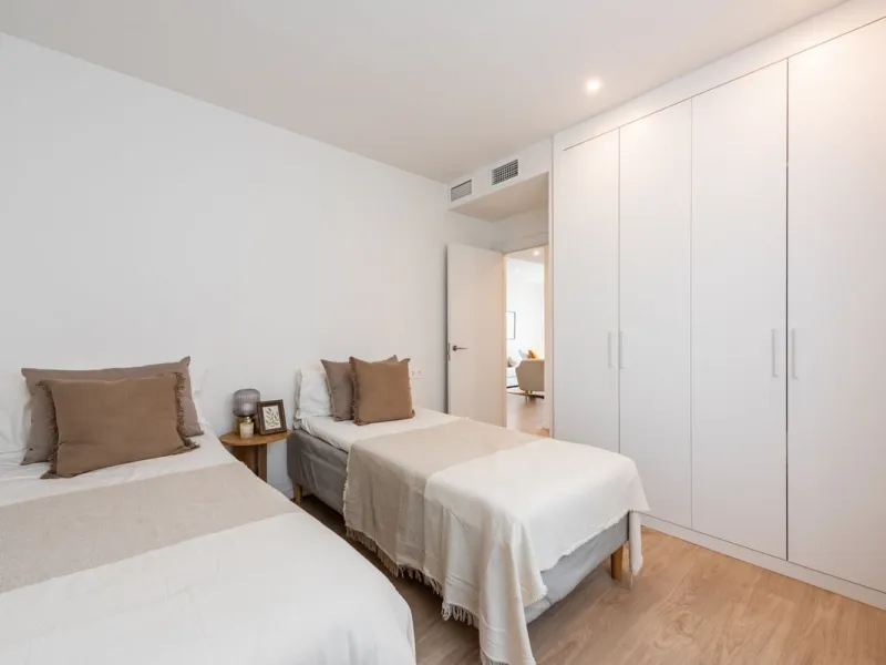 Modern & Luxurious Apartment with Sea Views in La Campana, Nueva Andalucía