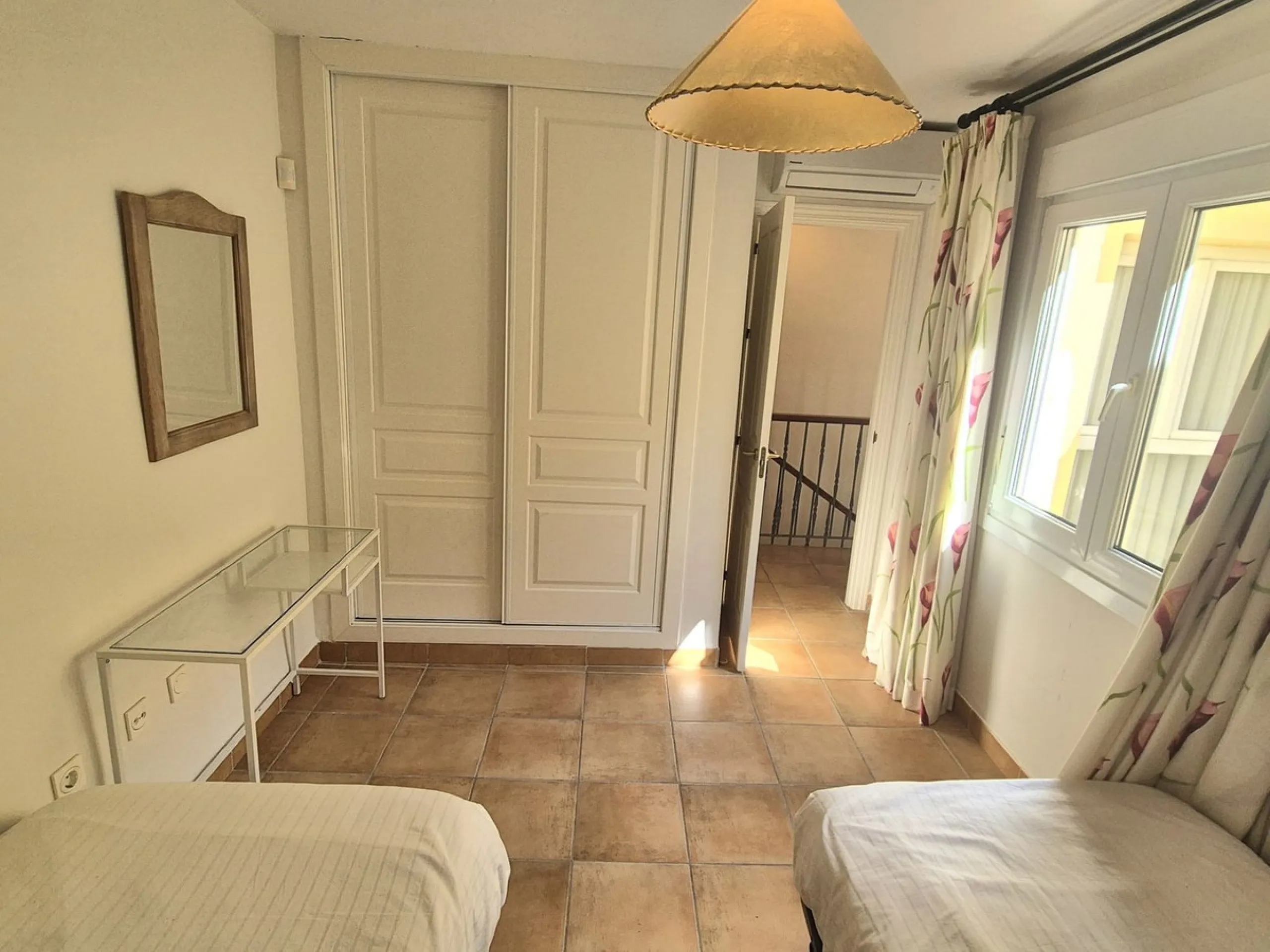 House - Townhouse в продаже в Alhaurín el Grande, Málaga. В доме 3 спален и 3 ванных комнат. Площадь дома 127 м²