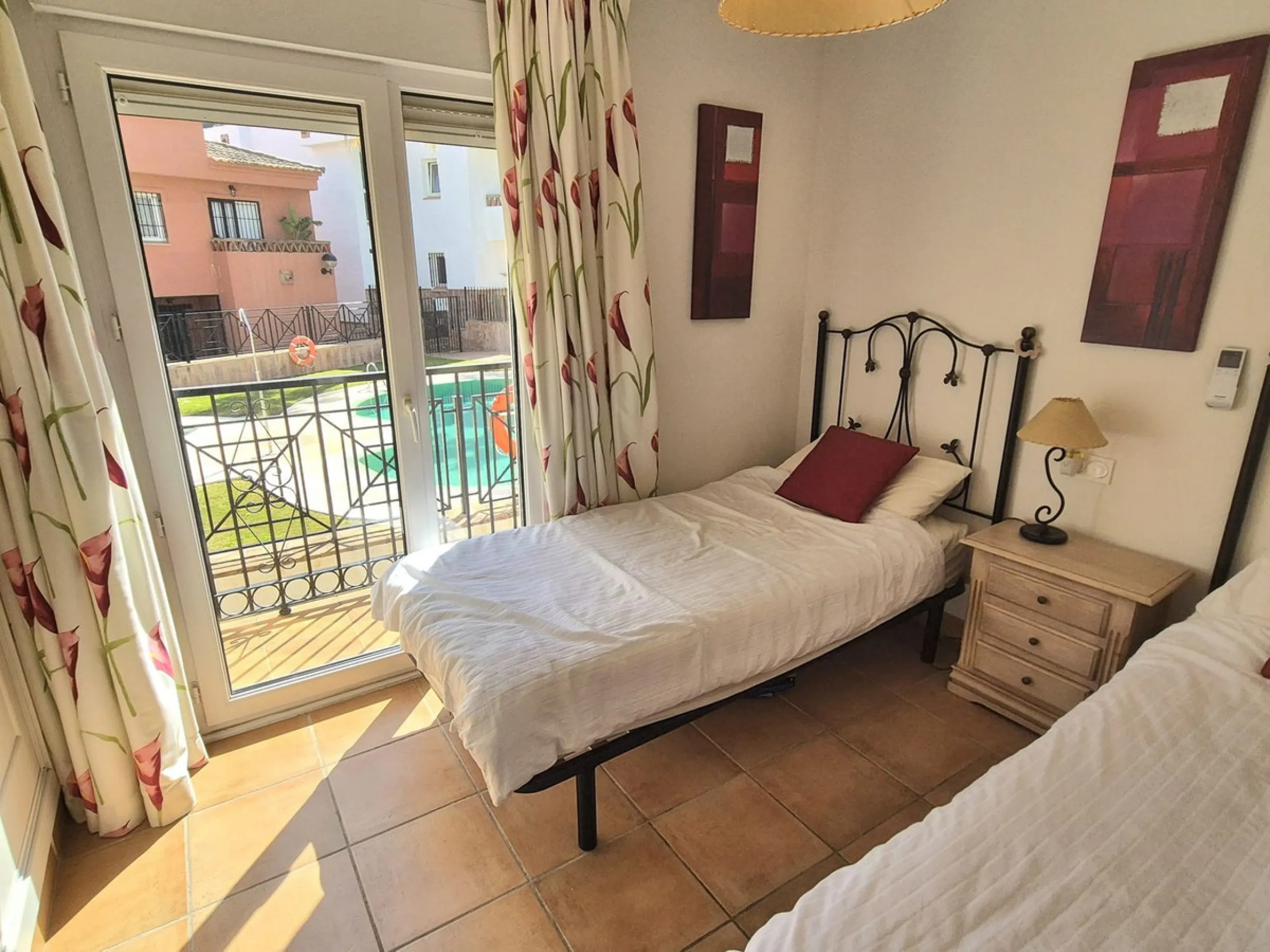 House - Townhouse в продаже в Alhaurín el Grande, Málaga. В доме 3 спален и 3 ванных комнат. Площадь дома 127 м²