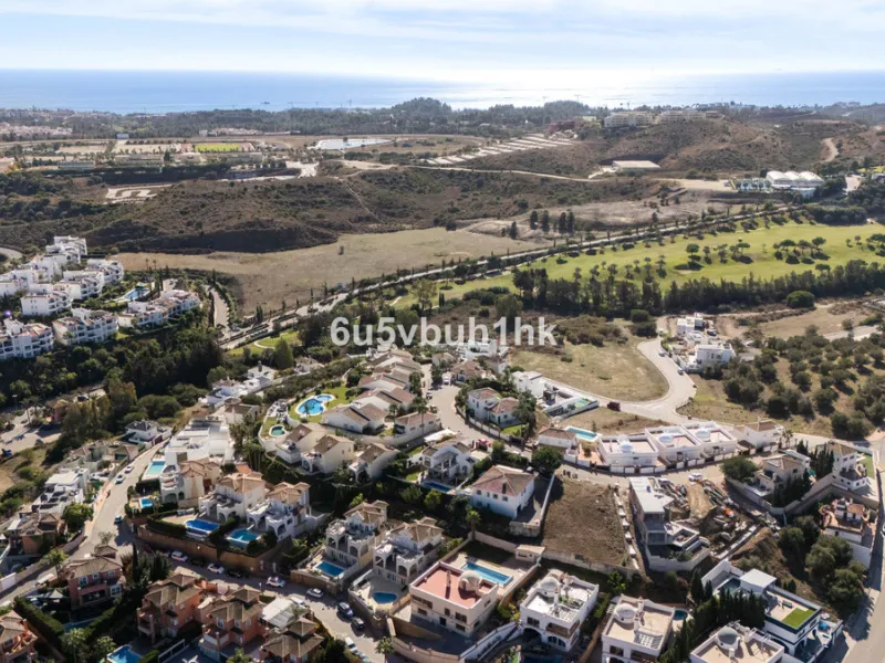 Imagine waking up to golden Mediterranean light, the scent of warm pine trees, and birdsong drifting across rolling green fairways. This exceptional 6-bedroom villa beside Cerrado del Aguila Golf & Resort offers more than a home – it offers a lifestyle sh