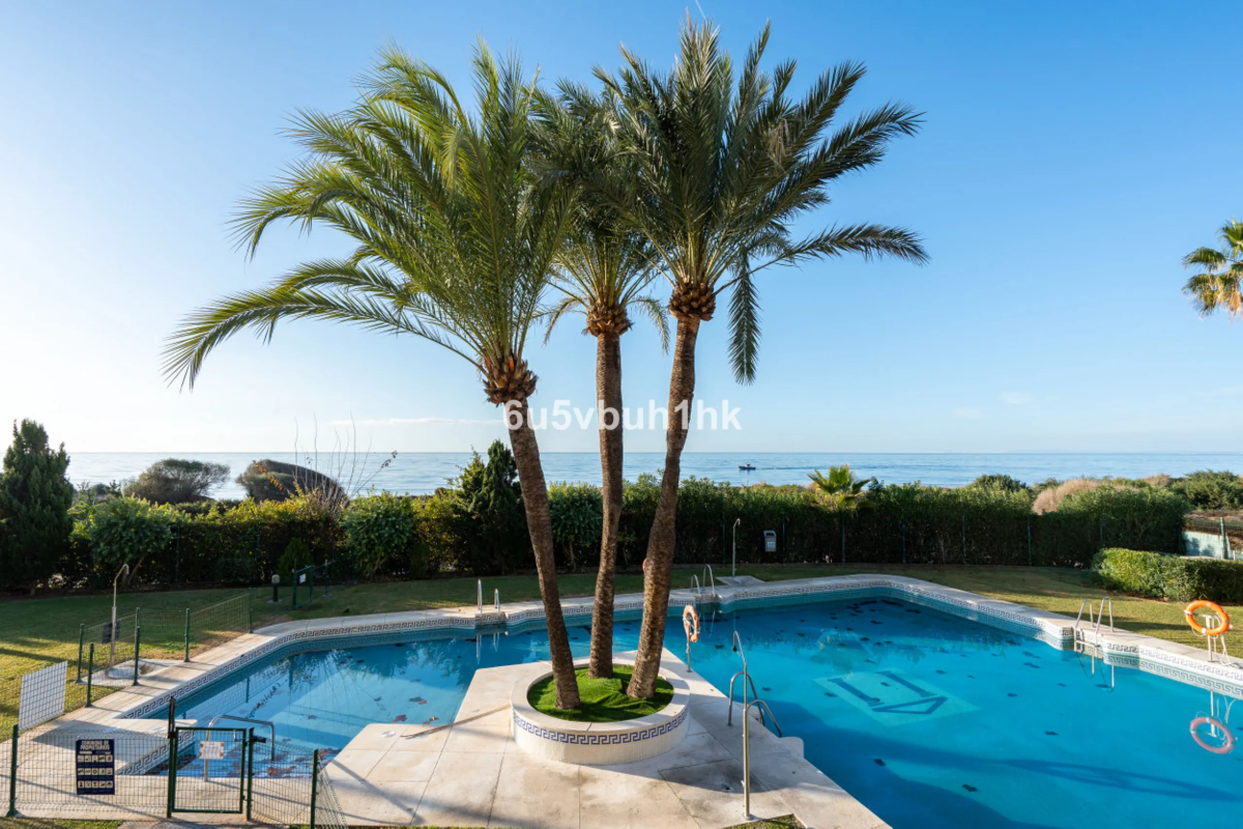 Apartment - Middle Floor Studio в продаже в Marbella, Málaga. В доме 1 спален и 1 ванных комнат. Площадь дома 35 м². Площадь участка 1 м²