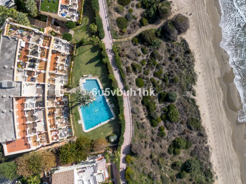 Apartment - Middle Floor Studio в продаже в Marbella, Málaga. В доме 1 спален и 1 ванных комнат. Площадь дома 35 м². Площадь участка 1 м²