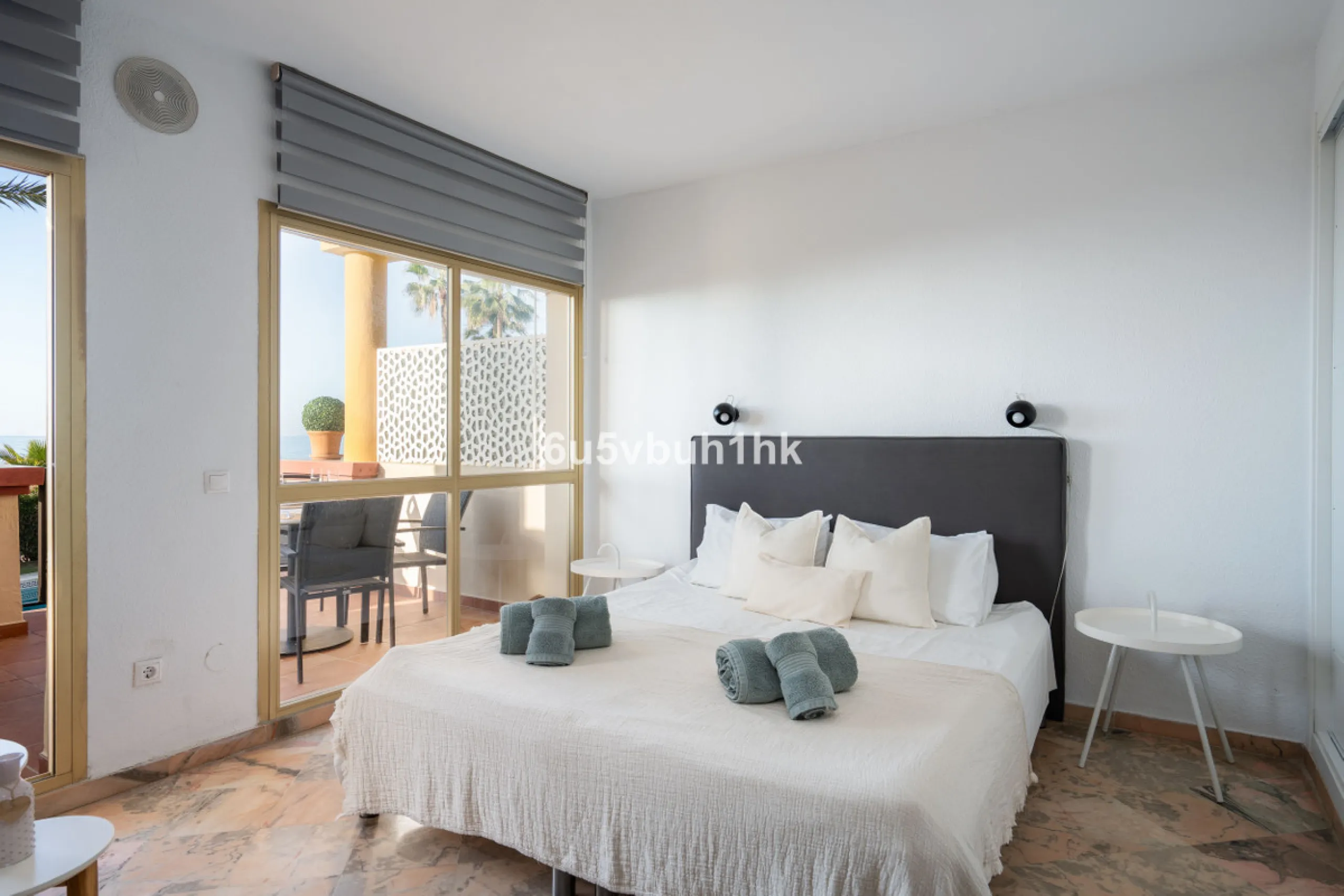 Apartment - Middle Floor Studio в продаже в Marbella, Málaga. В доме 1 спален и 1 ванных комнат. Площадь дома 35 м². Площадь участка 1 м²