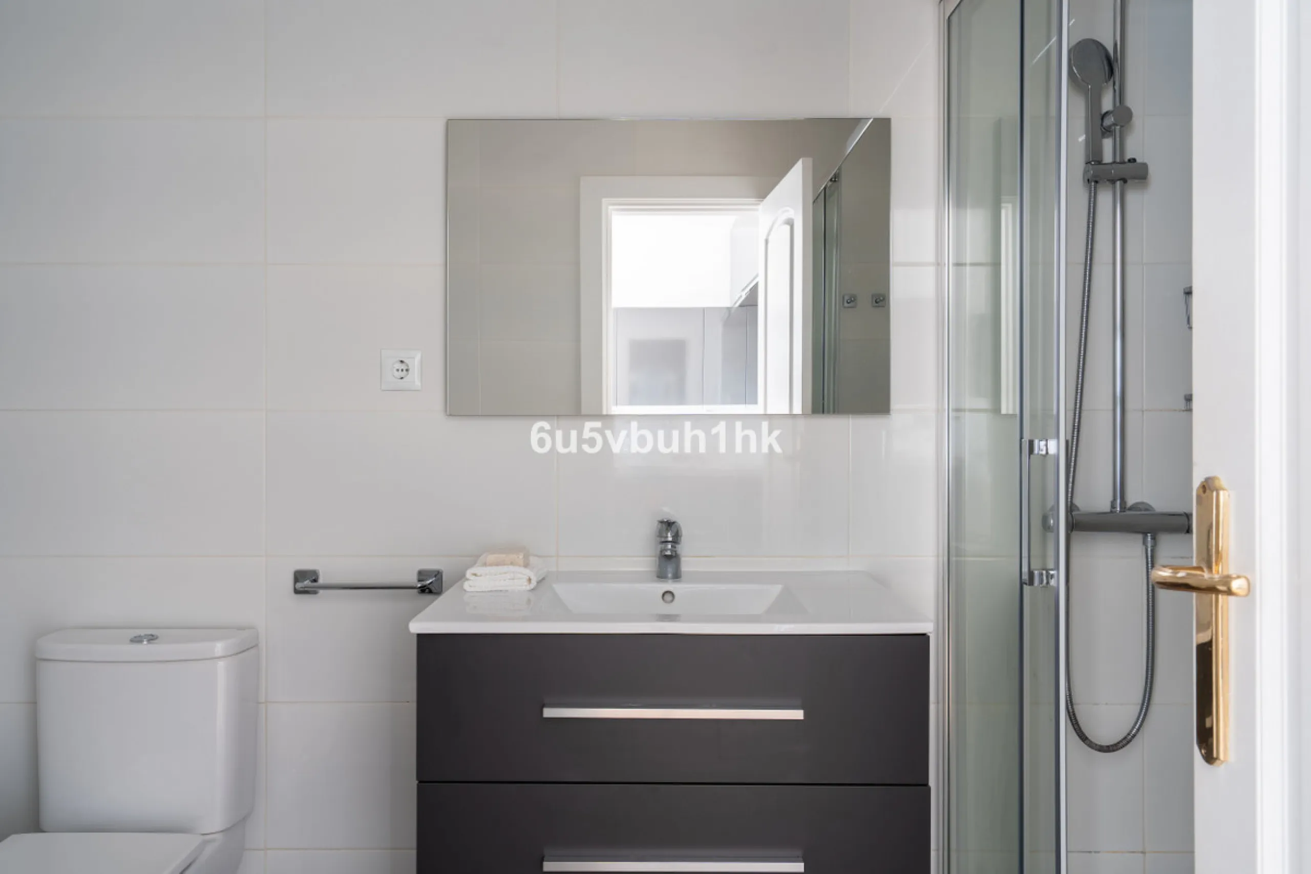 Apartment - Middle Floor Studio в продаже в Marbella, Málaga. В доме 1 спален и 1 ванных комнат. Площадь дома 35 м². Площадь участка 1 м²