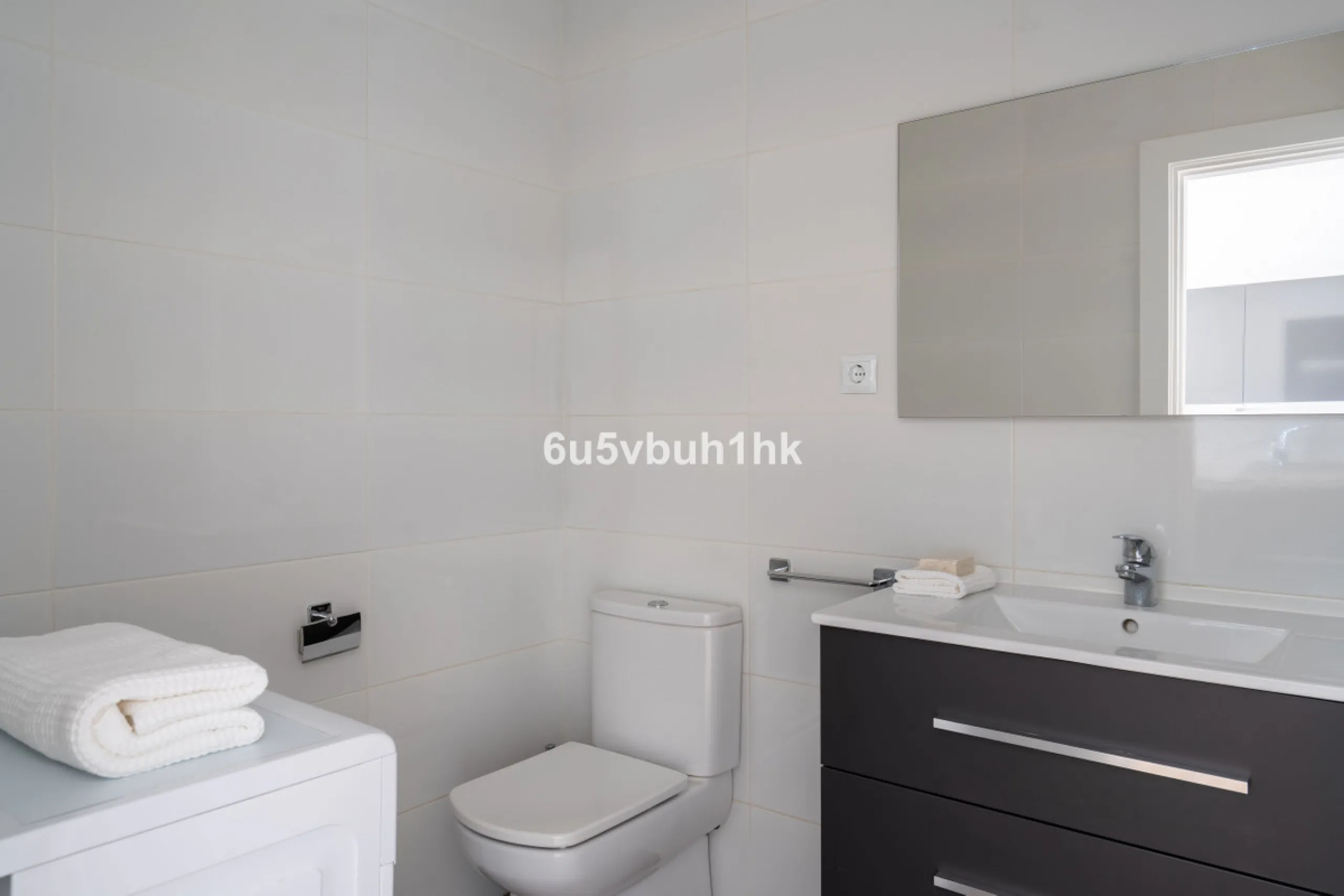 Apartment - Middle Floor Studio в продаже в Marbella, Málaga. В доме 1 спален и 1 ванных комнат. Площадь дома 35 м². Площадь участка 1 м²