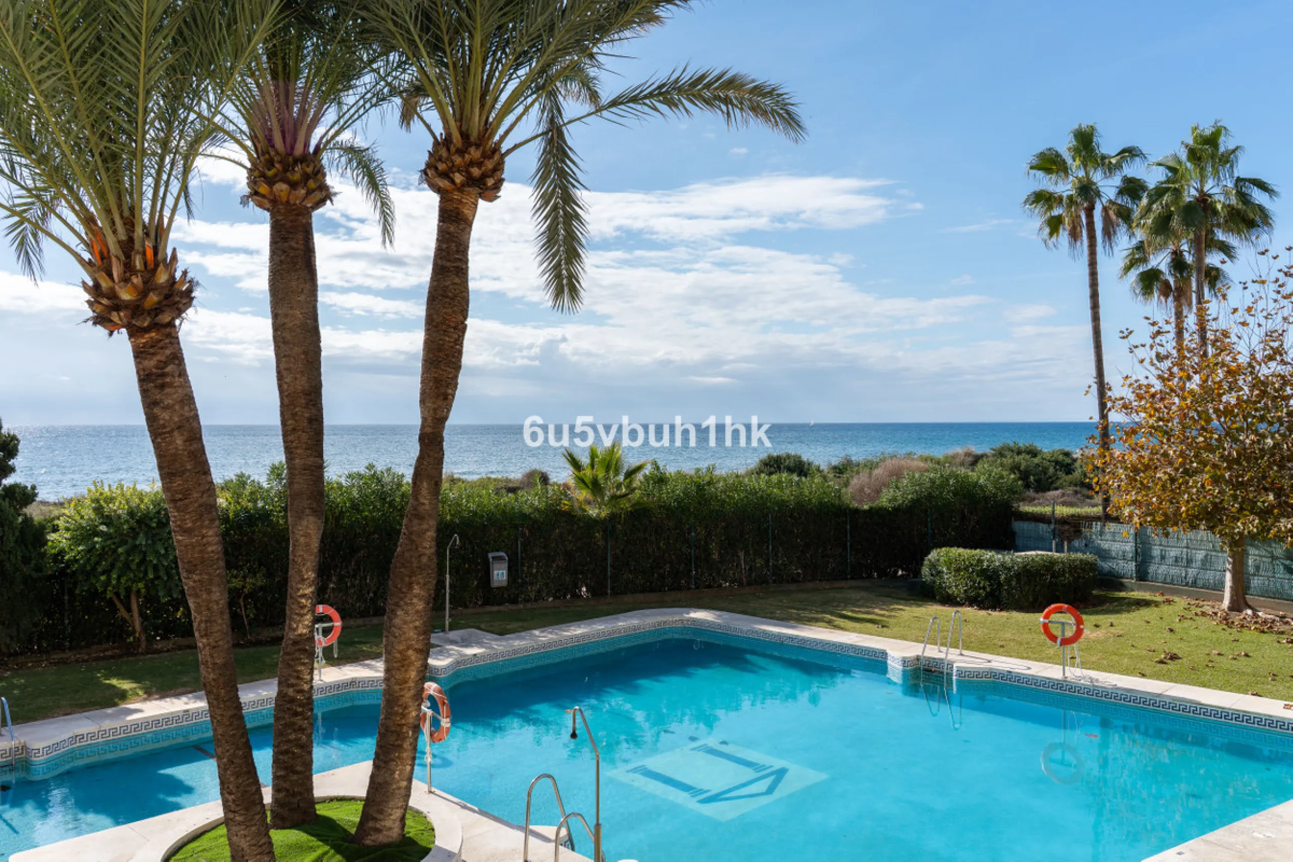 Apartment - Middle Floor Studio в продаже в Marbella, Málaga. В доме 1 спален и 1 ванных комнат. Площадь дома 35 м². Площадь участка 1 м²