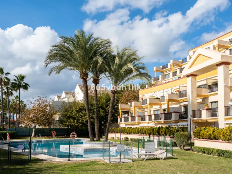 Apartment - Middle Floor Studio в продаже в Marbella, Málaga. В доме 1 спален и 1 ванных комнат. Площадь дома 35 м². Площадь участка 1 м²