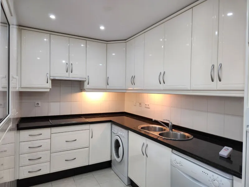 BRIGHT AND SPACIOUS APARTMENT NEXT TO A GOLF COURSE IN BENALMADENA