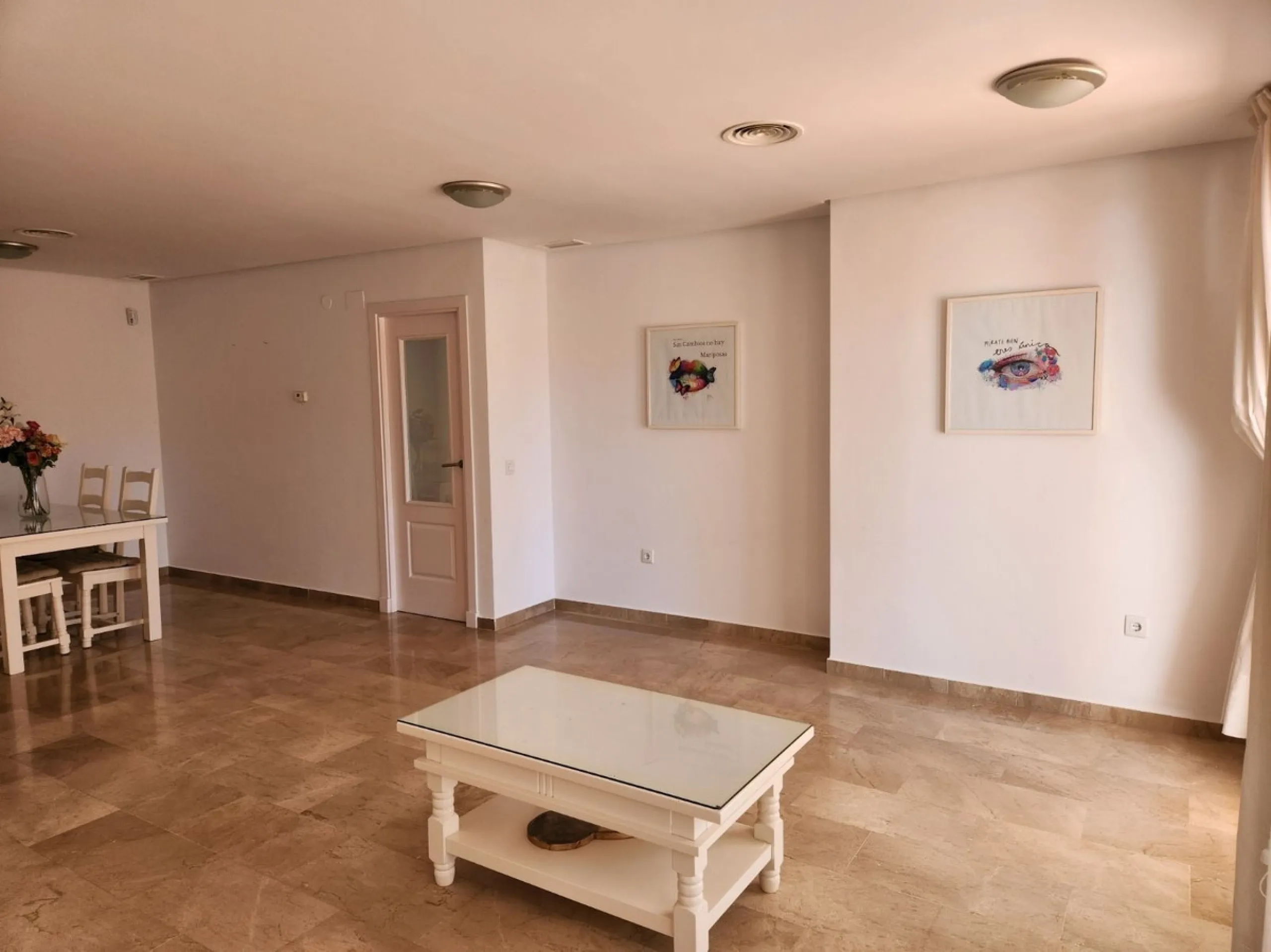 BRIGHT AND SPACIOUS APARTMENT NEXT TO A GOLF COURSE IN BENALMADENA