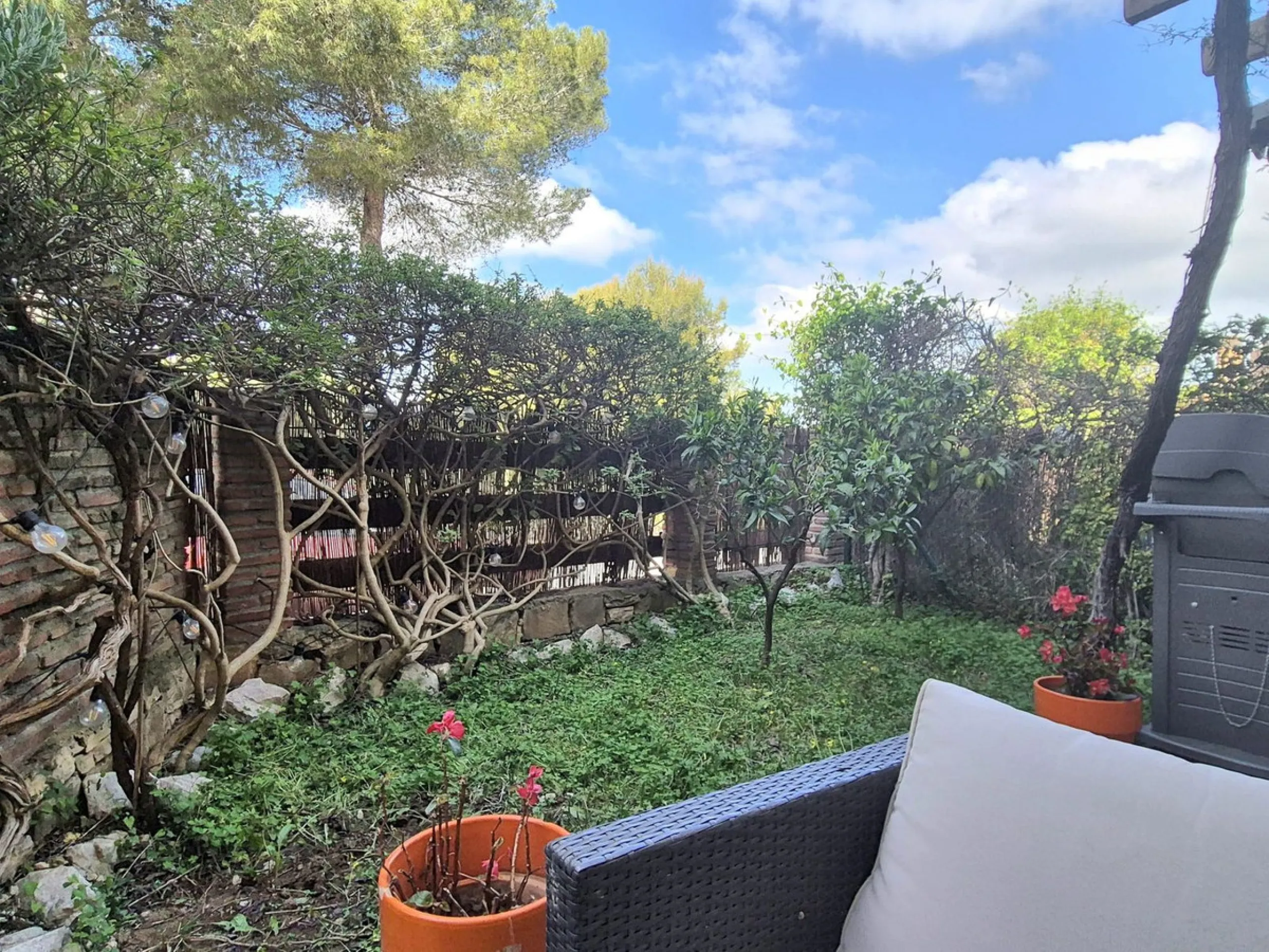 House - Townhouse в продаже в Alhaurín el Grande, Málaga. В доме 3 спален и 3 ванных комнат. Площадь дома 127 м²