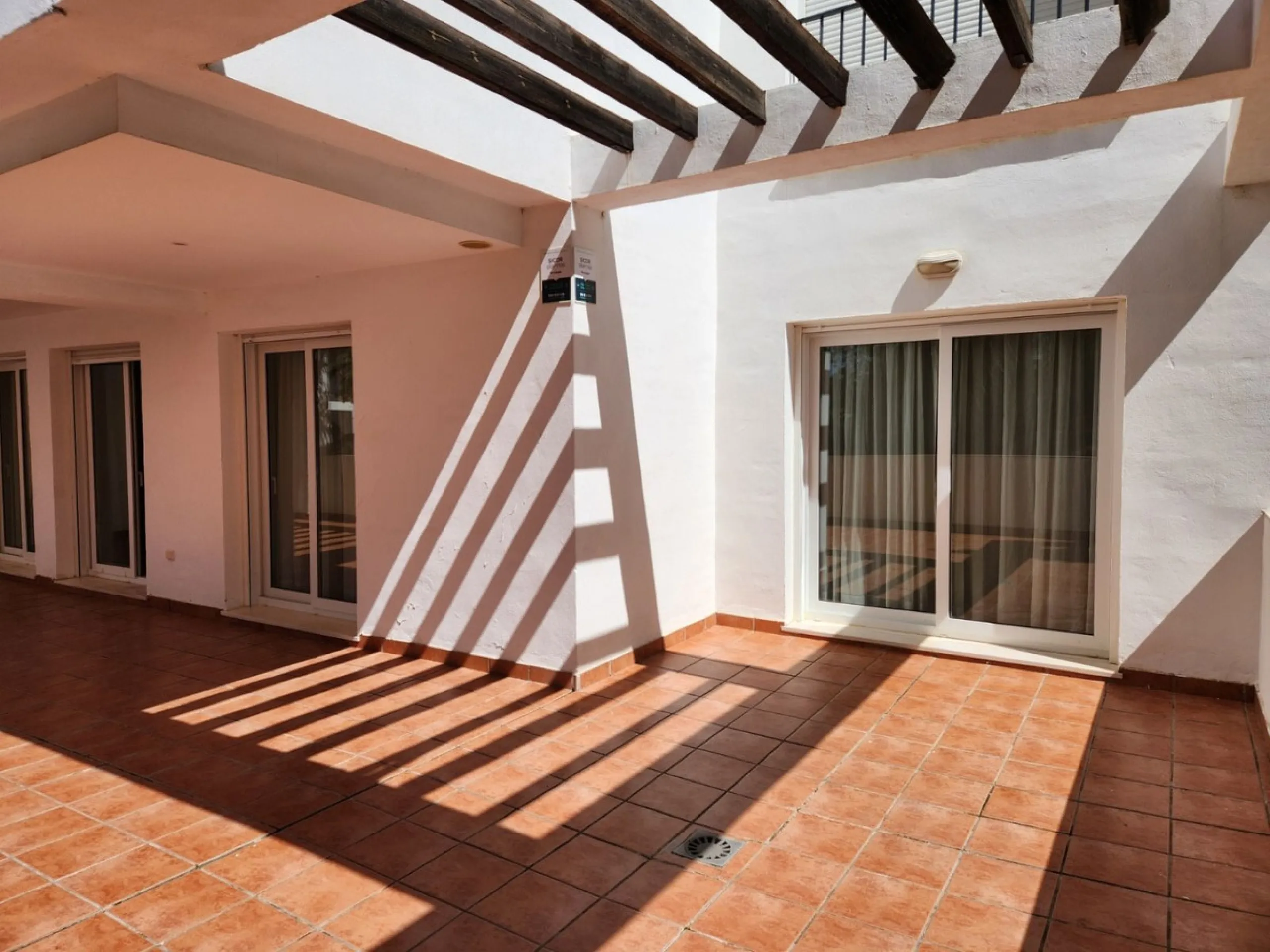 BRIGHT AND SPACIOUS APARTMENT NEXT TO A GOLF COURSE IN BENALMADENA