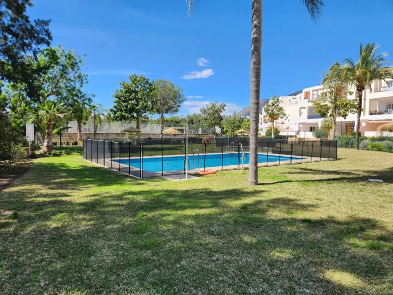 BRIGHT AND SPACIOUS APARTMENT NEXT TO A GOLF COURSE IN BENALMADENA