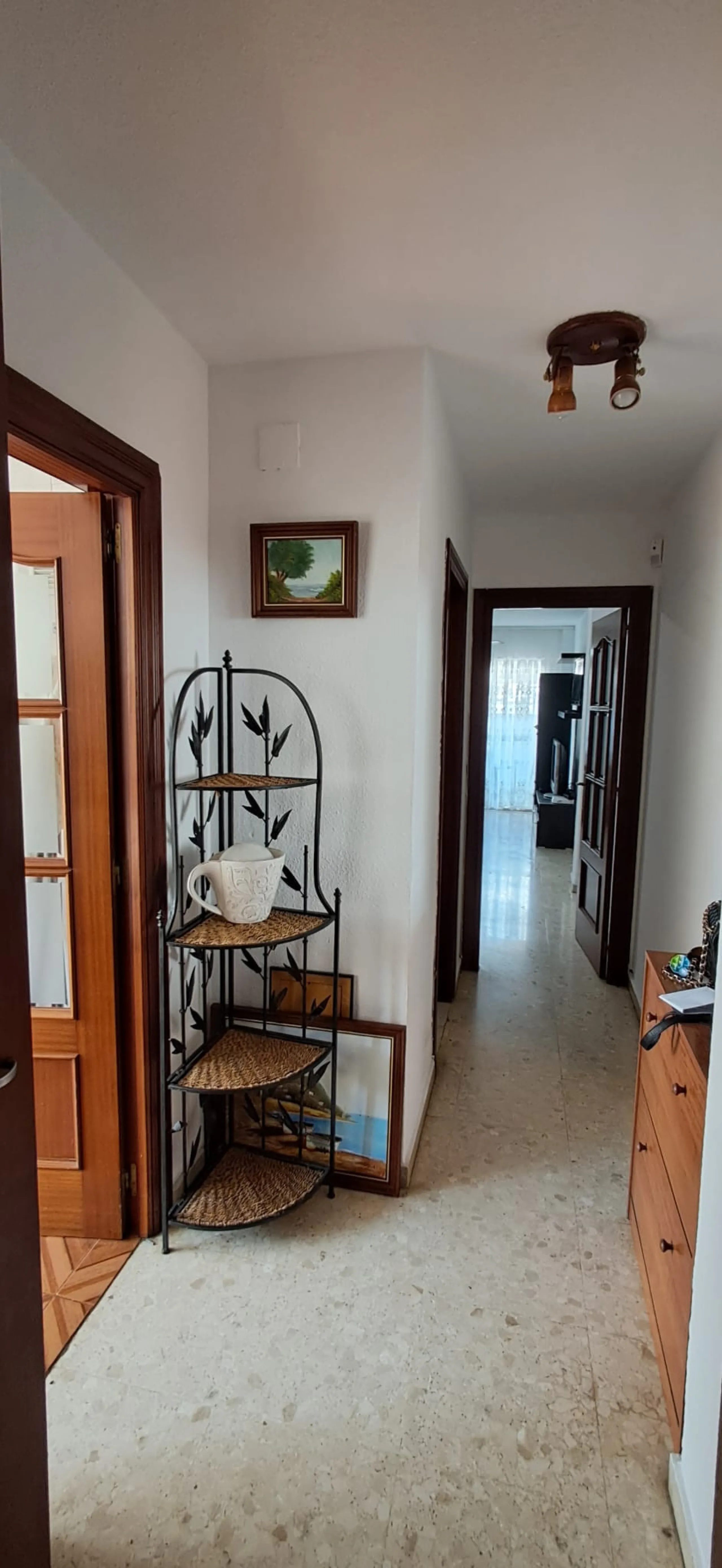 Apartment for Sale in the Center of Torremolinos – Gated Community with Pool and Gardens