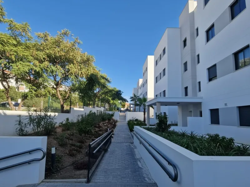 Ground Floor Apartment for sale in Estepona East, Estepona with 2 bedrooms, 2 bathrooms, 2 en suite bathrooms and with orientation south, with communal swimming pool, private garage (1 parking spaces) and private garden. Regarding property dimensions, it 