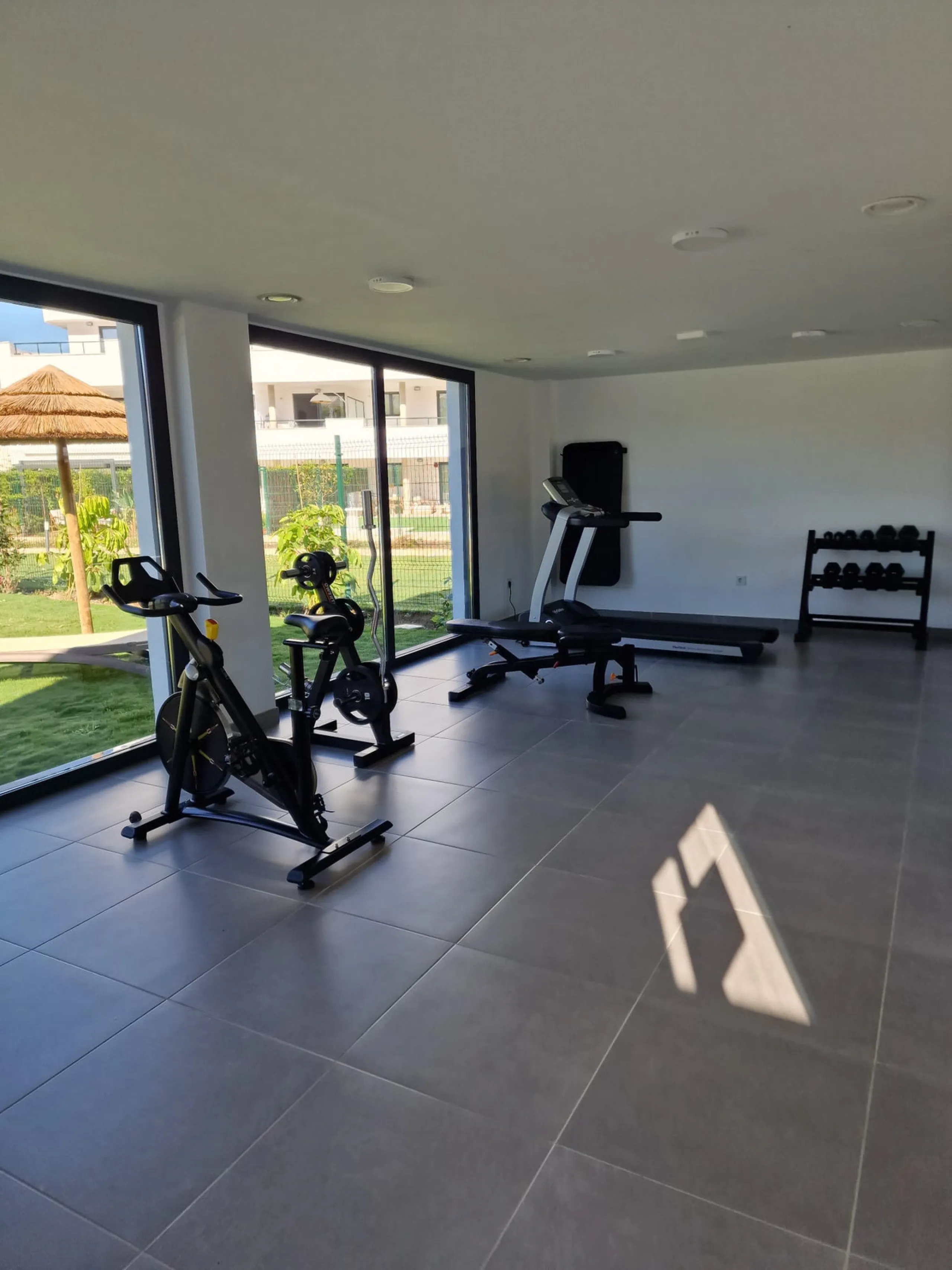Ground Floor Apartment for sale in Estepona East, Estepona with 2 bedrooms, 2 bathrooms, 2 en suite bathrooms and with orientation south, with communal swimming pool, private garage (1 parking spaces) and private garden. Regarding property dimensions, it 