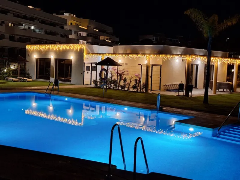 Ground Floor Apartment for sale in Estepona East, Estepona with 2 bedrooms, 2 bathrooms, 2 en suite bathrooms and with orientation south, with communal swimming pool, private garage (1 parking spaces) and private garden. Regarding property dimensions, it 