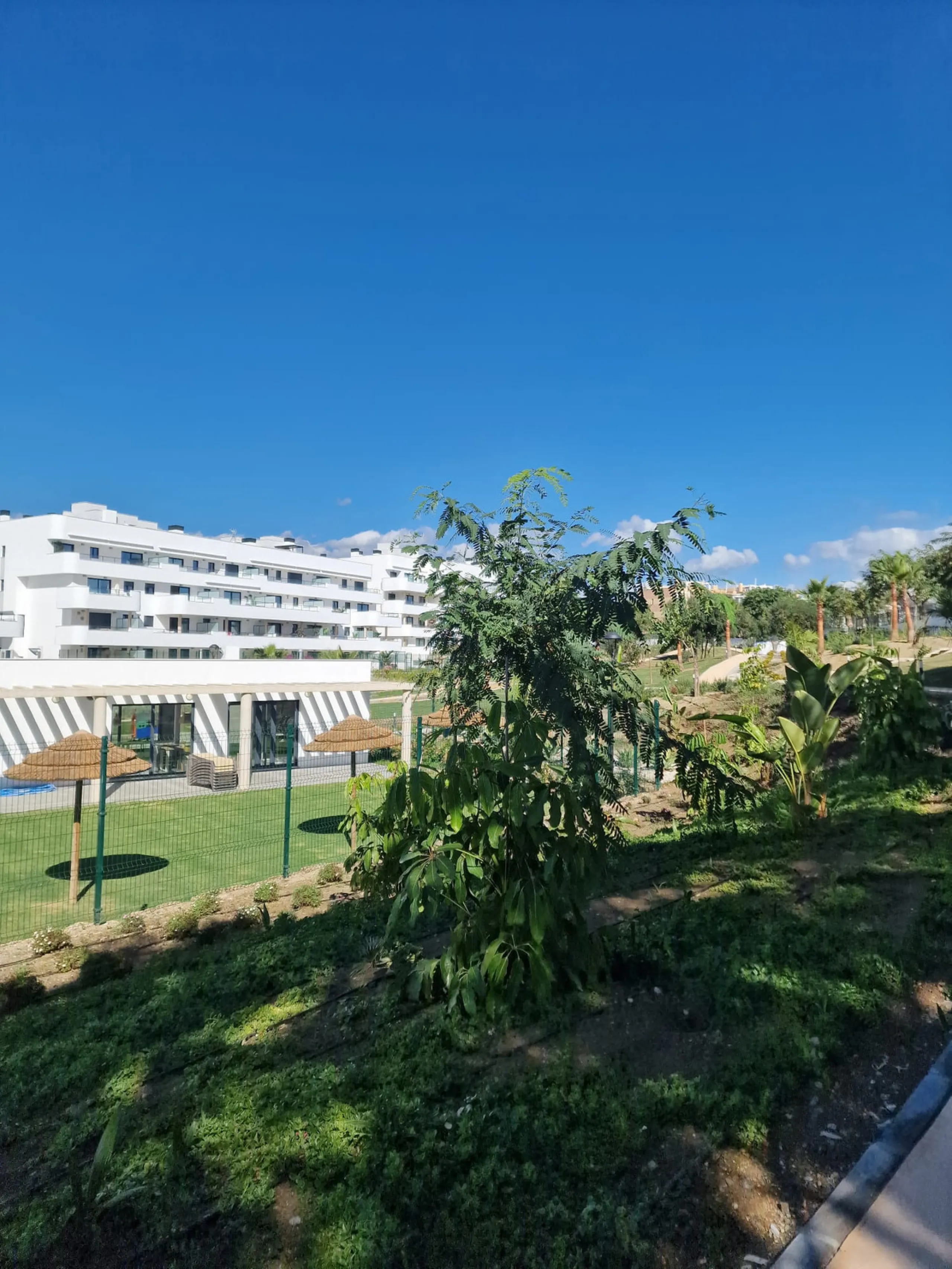 Ground Floor Apartment for sale in Estepona East, Estepona with 2 bedrooms, 2 bathrooms, 2 en suite bathrooms and with orientation south, with communal swimming pool, private garage (1 parking spaces) and private garden. Regarding property dimensions, it 