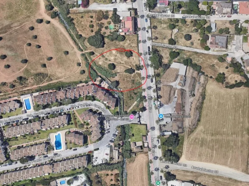 Plot - Residential Plot в продаже в Mijas, Málaga. Площадь дома 560 м². Площадь участка 674 м²