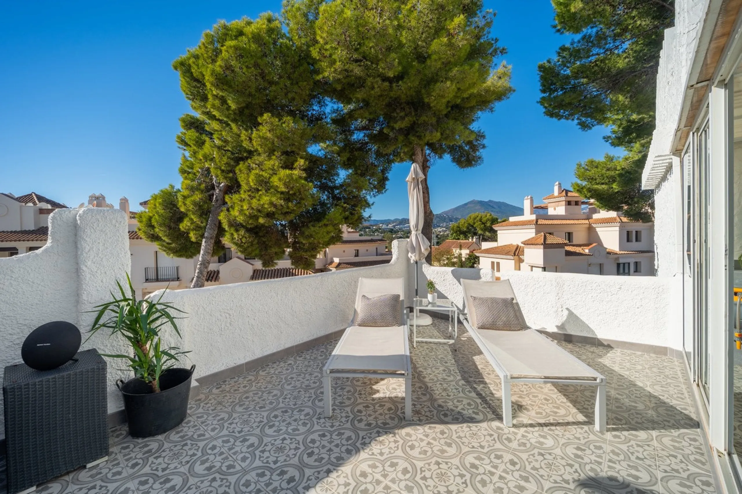 Represented exclusively by Spain Sotheby´s International Realty