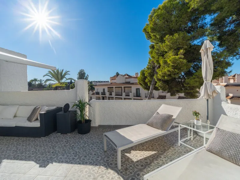 Represented exclusively by Spain Sotheby´s International Realty