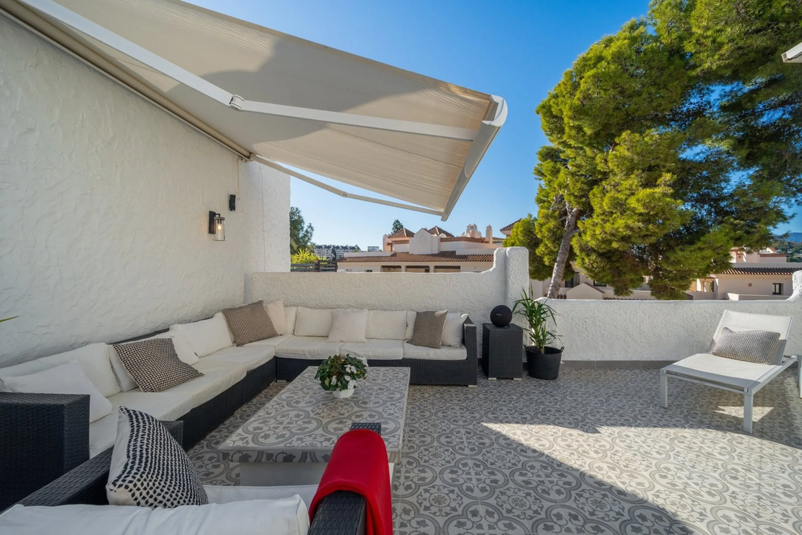 Represented exclusively by Spain Sotheby´s International Realty