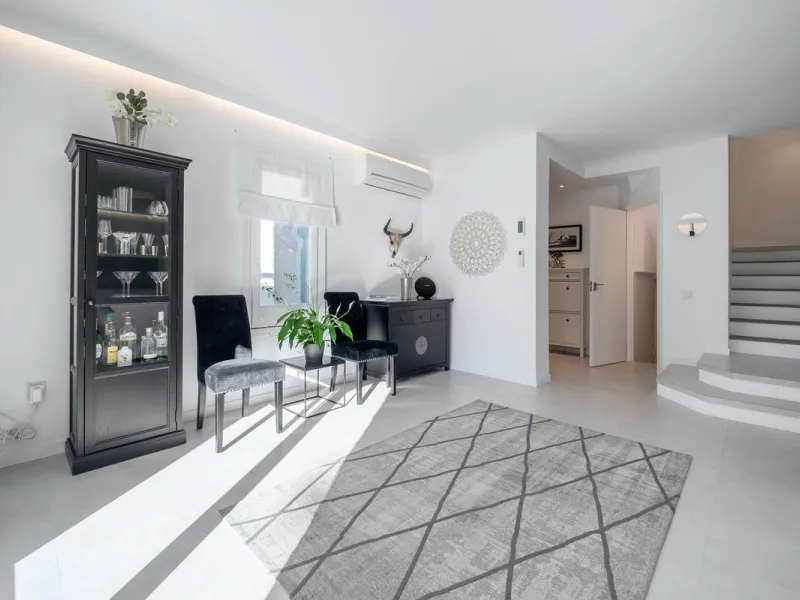 Represented exclusively by Spain Sotheby´s International Realty