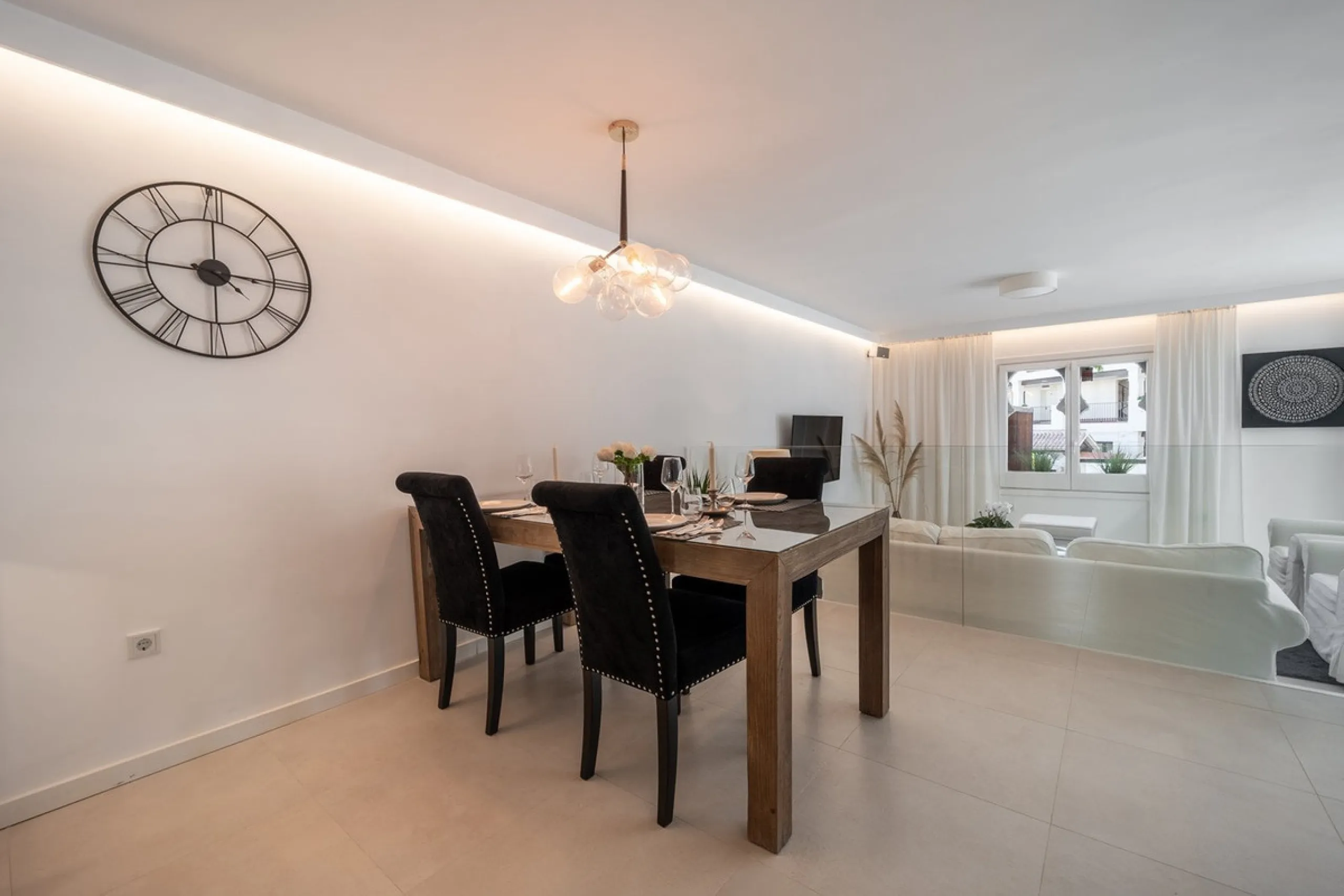 Represented exclusively by Spain Sotheby´s International Realty