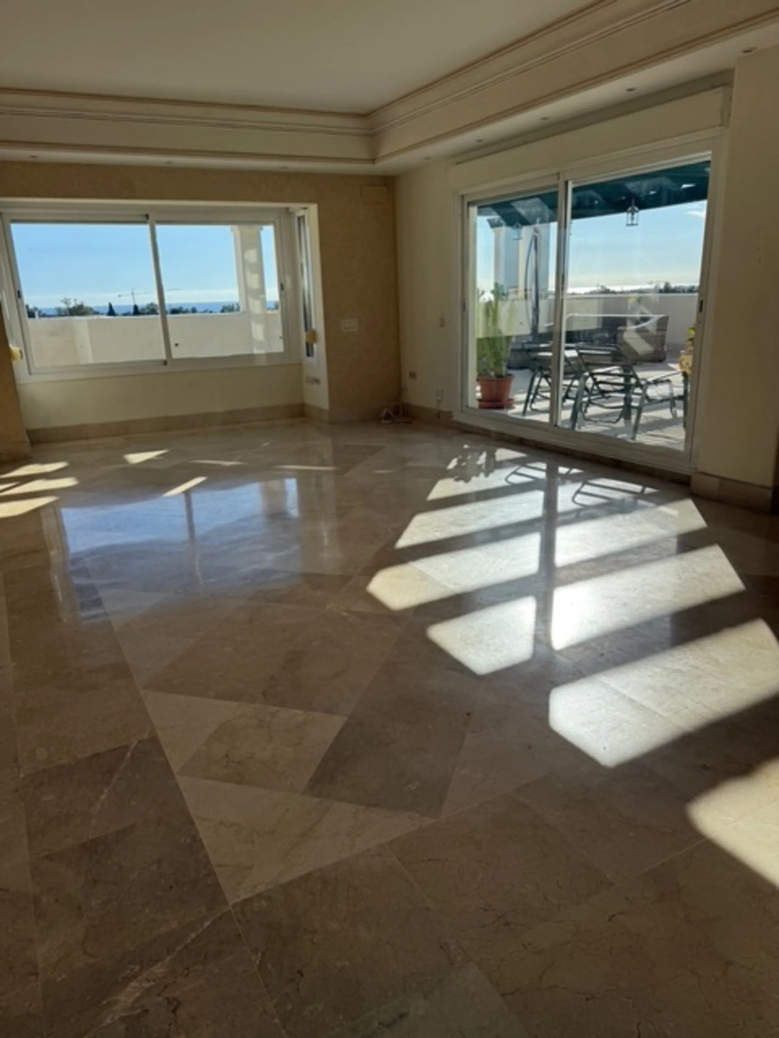 A rare opportunity to find a penthouse in Nueva Andalucia with almost 300 m2 terrace wrapped around the 3 bed apartment.