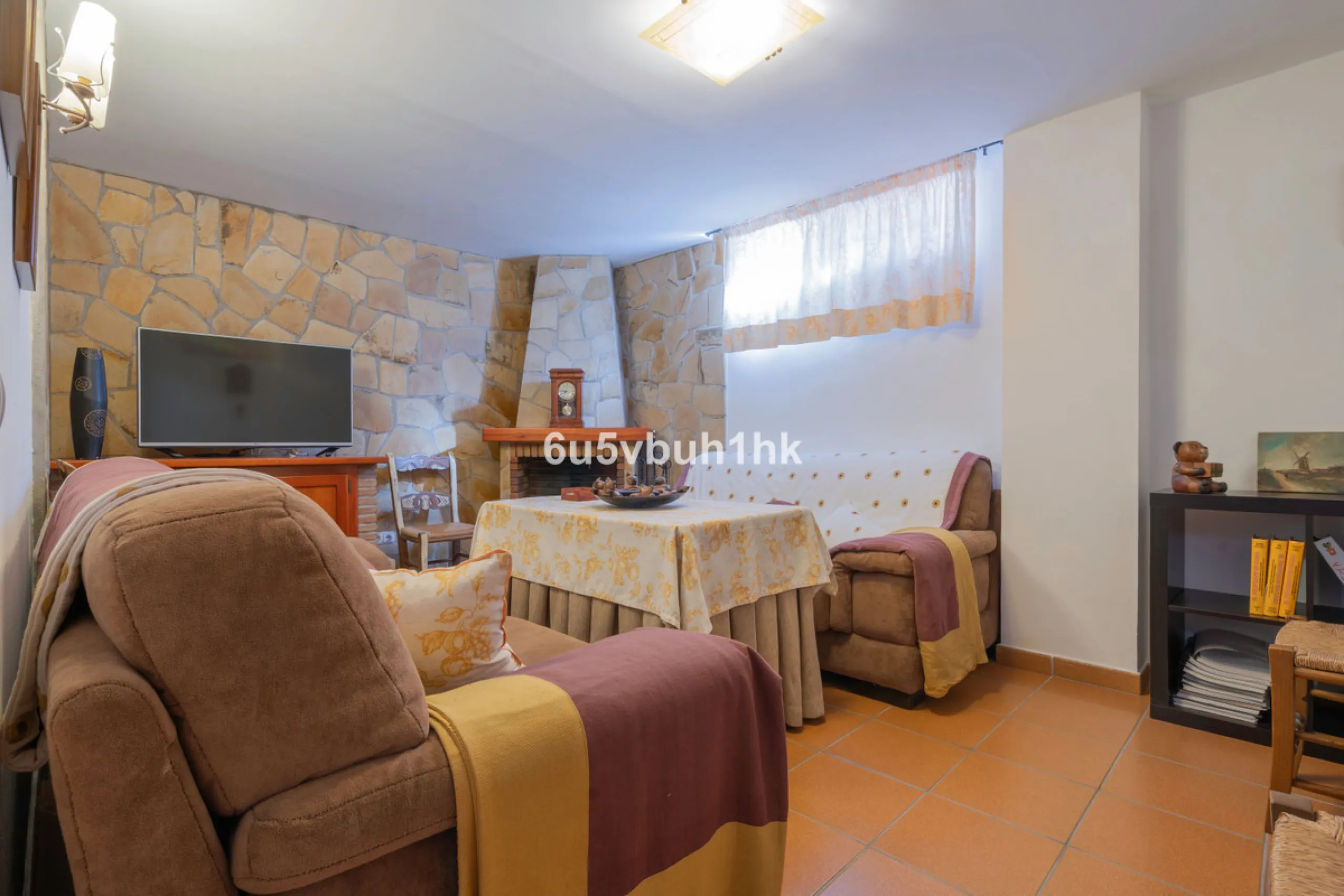 House - Semi-Detached House в продаже в Fuengirola, Málaga. В доме 4 спален и 4 ванных комнат. Площадь дома 265 м²