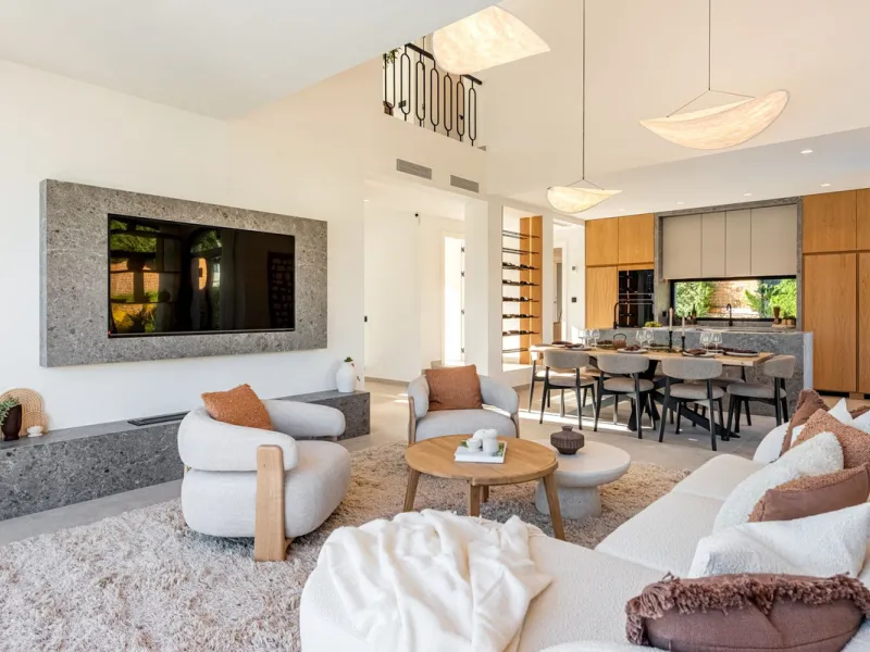 House - Detached Villa в продаже в Marbella, Málaga. В доме 4 спален и 4 ванных комнат. Площадь дома 300 м². Площадь участка 814 м²