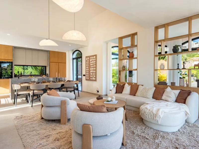 House - Detached Villa в продаже в Marbella, Málaga. В доме 4 спален и 4 ванных комнат. Площадь дома 300 м². Площадь участка 814 м²