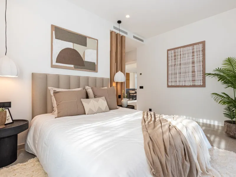 House - Detached Villa в продаже в Marbella, Málaga. В доме 4 спален и 4 ванных комнат. Площадь дома 300 м². Площадь участка 814 м²