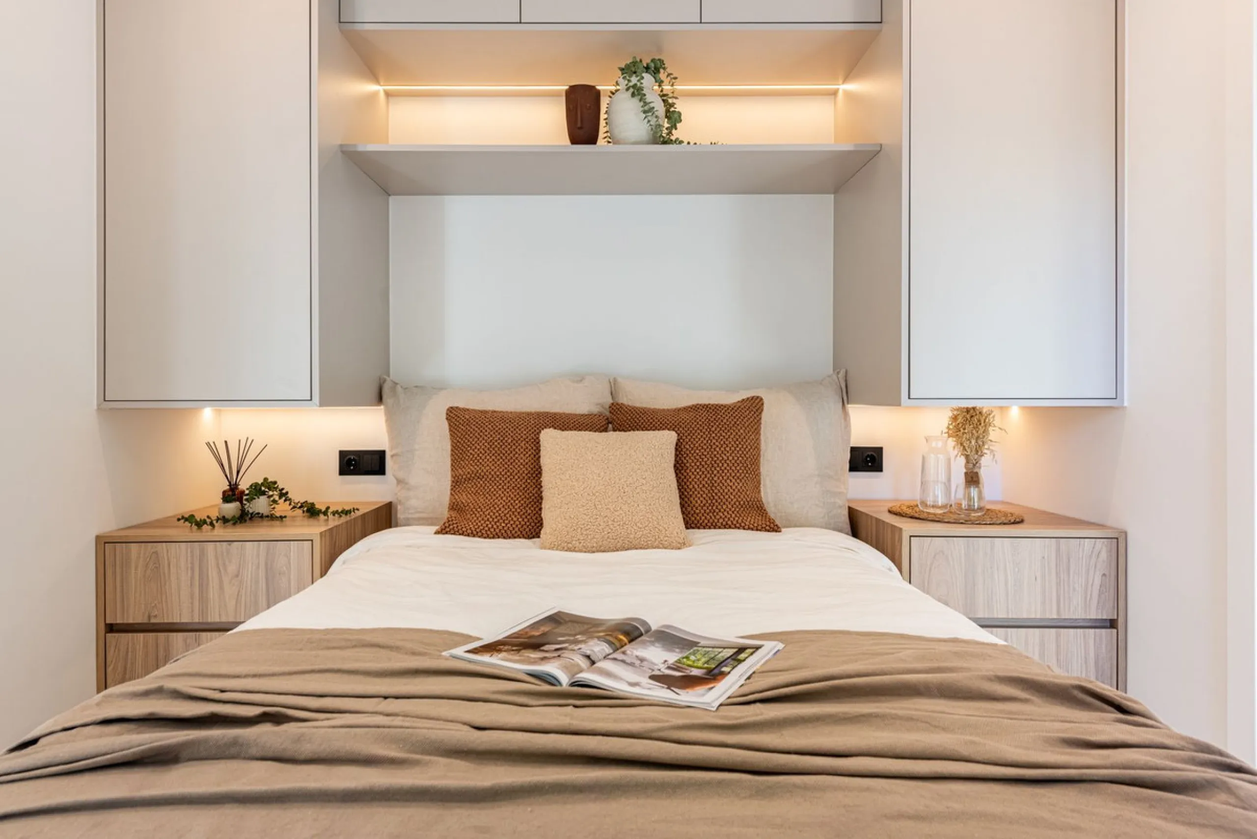 House - Detached Villa в продаже в Marbella, Málaga. В доме 4 спален и 4 ванных комнат. Площадь дома 300 м². Площадь участка 814 м²