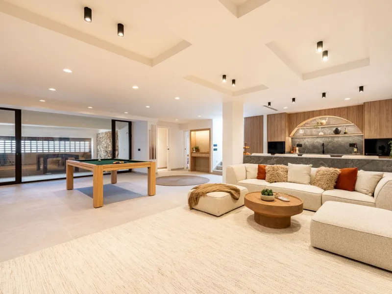 House - Detached Villa в продаже в Marbella, Málaga. В доме 4 спален и 4 ванных комнат. Площадь дома 300 м². Площадь участка 814 м²